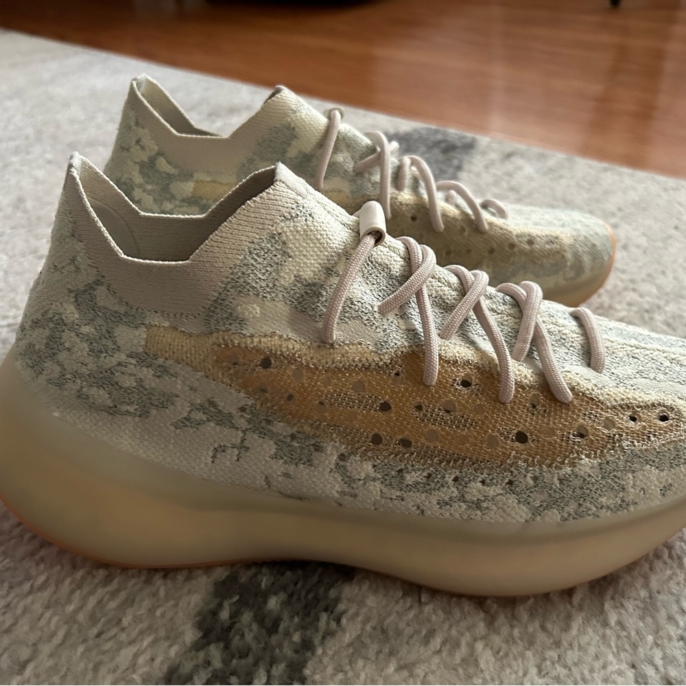 Yeezy 380 men